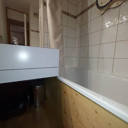 Divisible Pres Des Pistes Et Commodites A - Fr-1-356-528 Apartman