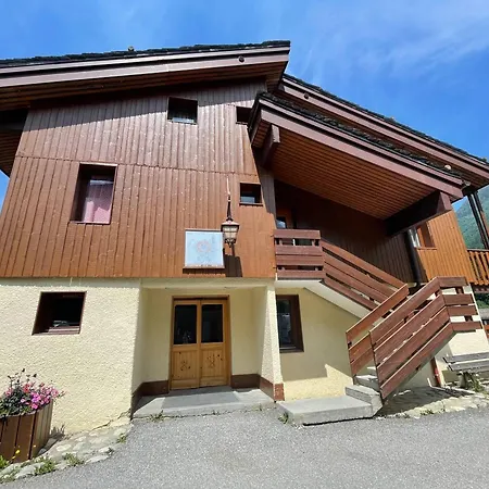 Divisible Pres Des Pistes Et Commodites A - Fr-1-356-528 Lägenhet *