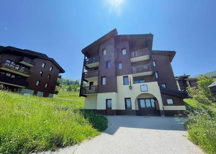 Divisible Pres Des Pistes Et Commodites A - Fr-1-356-528 アパート *